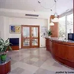 Palace فندق