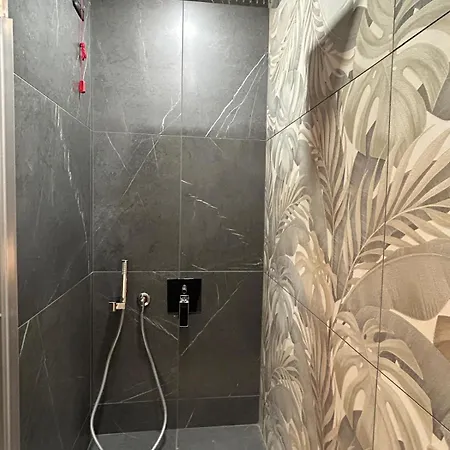 Palace Ξενοδοχείο Varazze