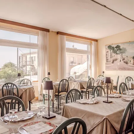 Palace Hotel 3*