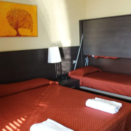 Palace 3*