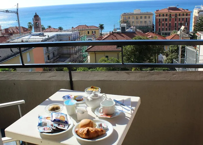 Palace فاراتسي