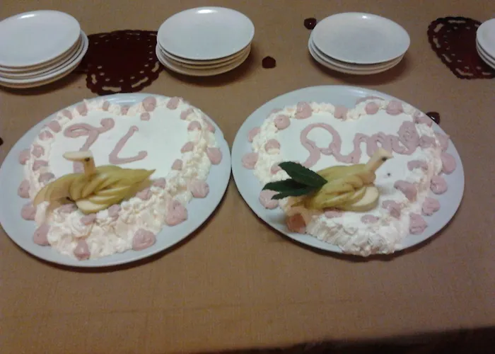 Palace فاراتسي