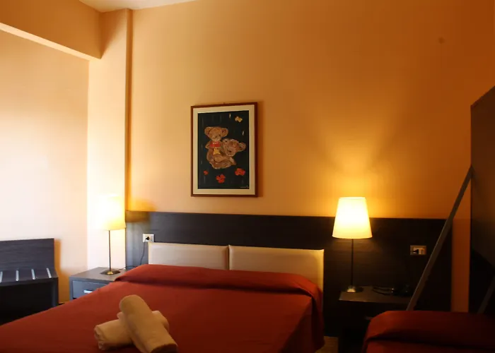 فندق Palace فاراتسي